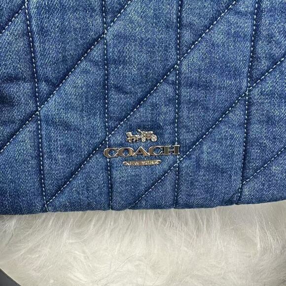 Coach Quinn Bag With Quilting Shoulder/Crossbody Denim/Silver/Indigo CAK40 NWT - Picture 3 of 10
